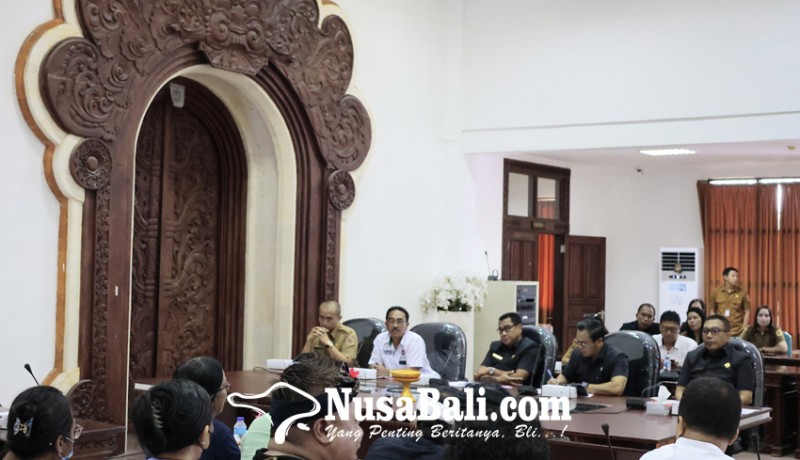 www.nusabali.com-nasabah-lpd-bedulu-masadu-ke-dewan