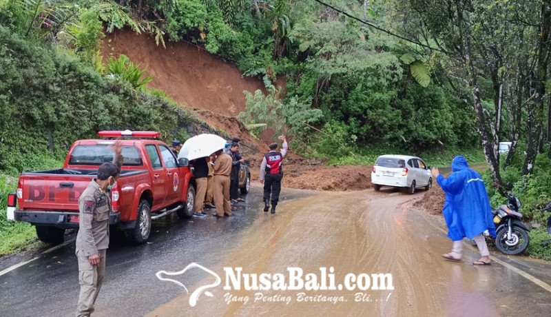 www.nusabali.com-hujan-deras-longsor-di-jalur-gitgit