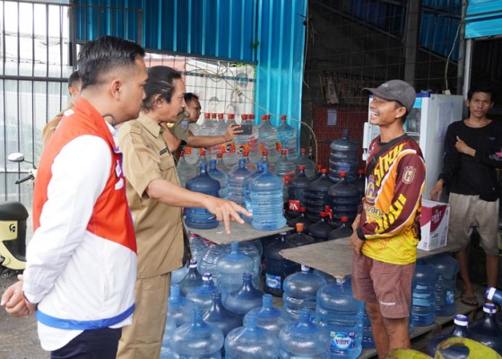 Nusabali.com - disperindag-bali-sidak-pasokan-gas-elpiji-3-kg-di-denpasar