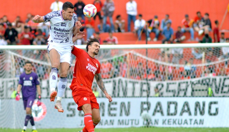 www.nusabali.com-bali-united-pesta-gol-di-padang