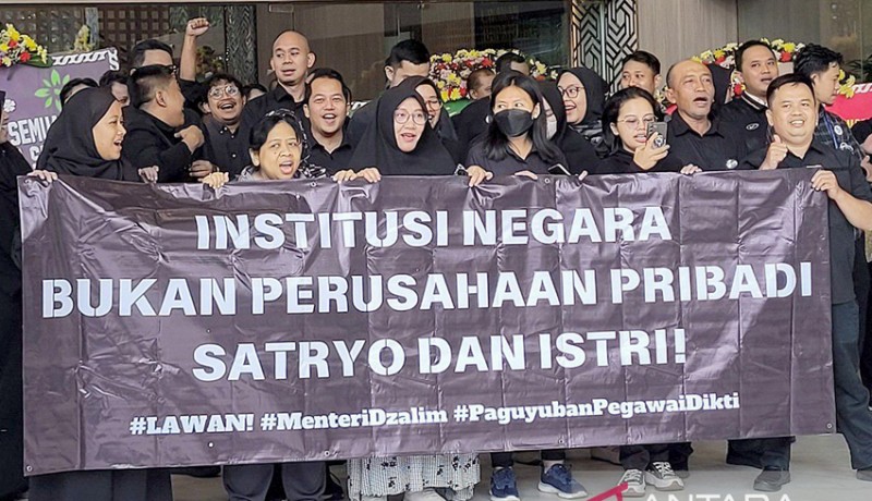 www.nusabali.com-buntut-dari-aksi-demo-asn-di-kemdiktisaintek-istana-tunggu-hasil-dialog-internal