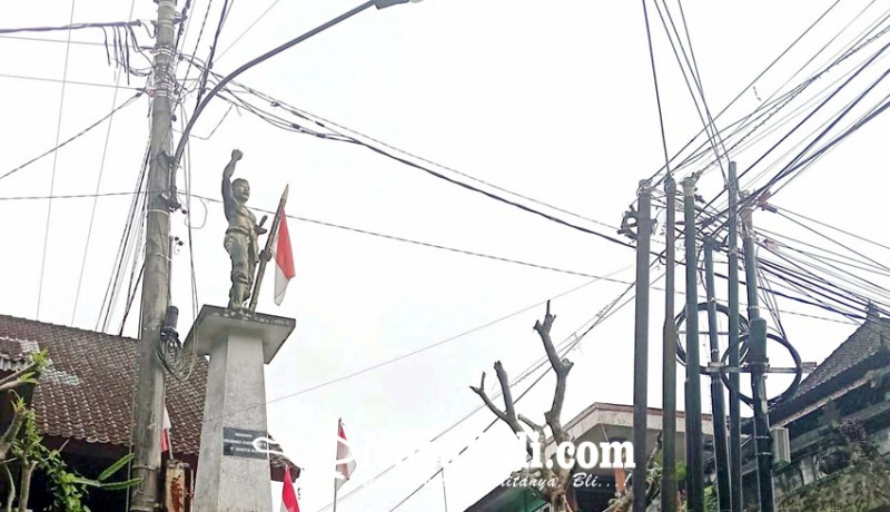 www.nusabali.com-kabel-serbu-monumen