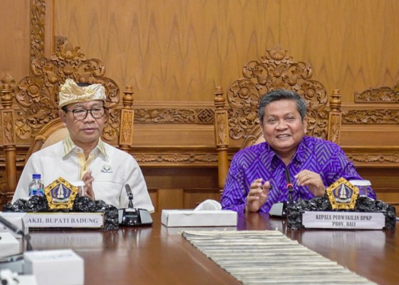 Nusabali.com - wakil-bupati-terima-entry-meeting-bpkp-ri-perwakilan-bali