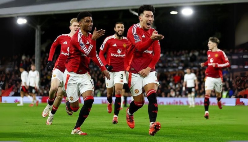 www.nusabali.com-gol-lisandro-martinez-antar-manchester-united-menang-tipis-atas-fulham