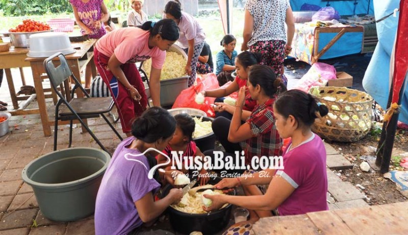 www.nusabali.com-pengungsi-tak-biasa-makan-3-kali