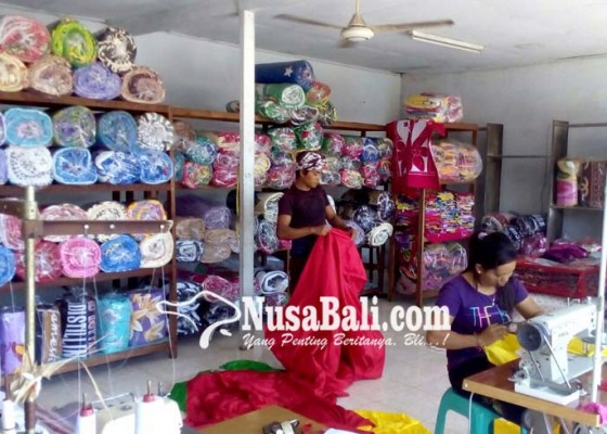 Nusabali.com - bedcover-bali-tunggu-musim-ramai