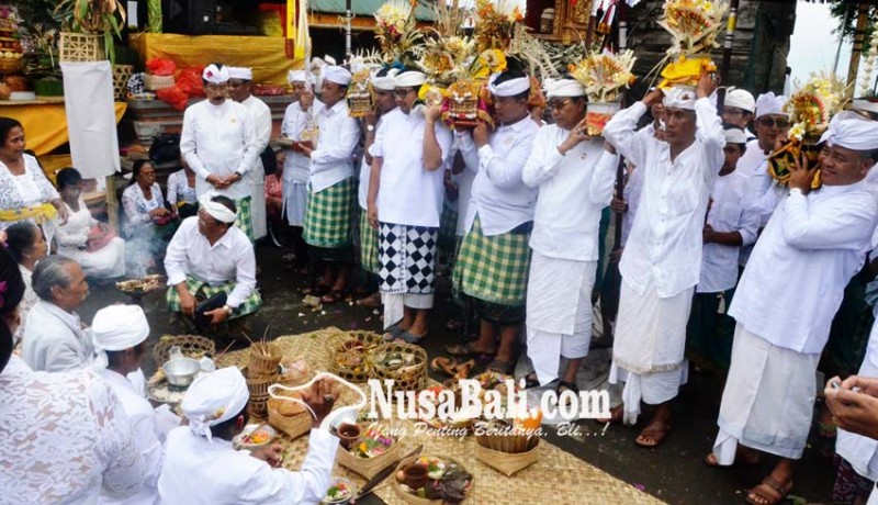 www.nusabali.com-gabungan-organisasi-wanita-ngayah-rejang-renteng