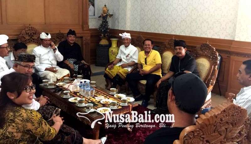 www.nusabali.com-sudikerta-briefing-fraksi-golkar-dprd-bali