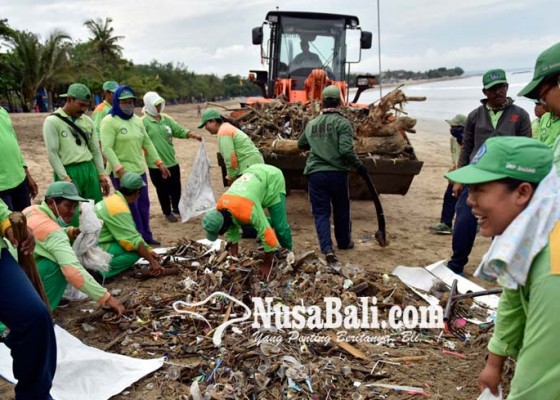 Nusabali.com - darurat-sampah-dlhk-terjunkan-700-personel