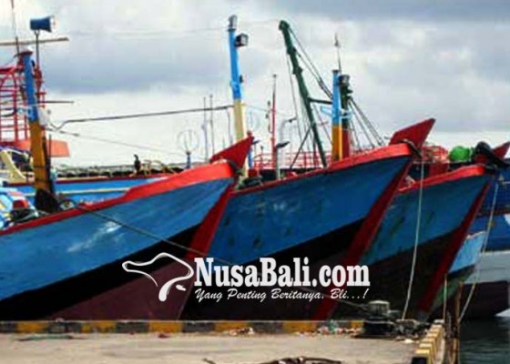 Nusabali.com - puluhan-pemilik-kapal-kembalikan-sipi