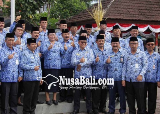 Nusabali.com - pns-dilarang-ngungsi-ke-luar-daerah