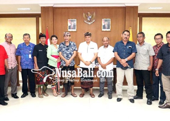 Nusabali.com - dprd-jembrana-kunjungi-dprd-badung