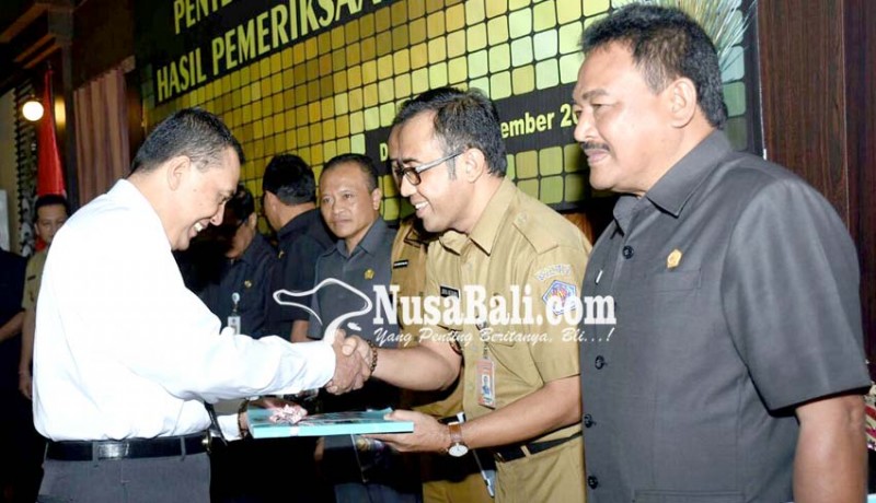 www.nusabali.com-bpk-ri-perwakilan-bali-serahkan-lhp