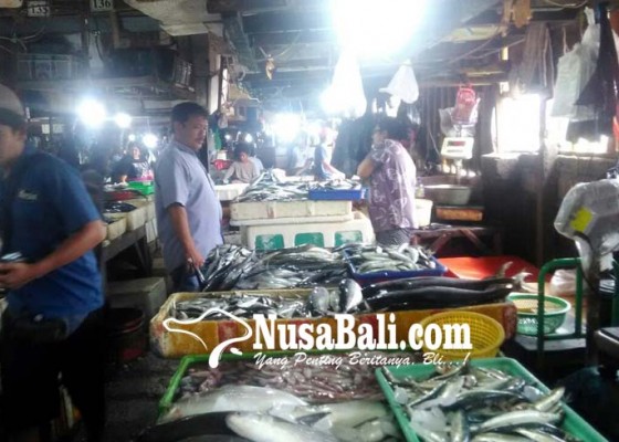 Nusabali.com - nelayan-tak-melaut-harga-ikan-terancam-naik