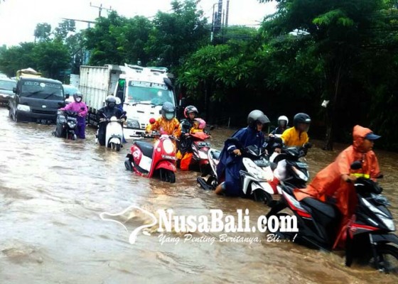 Nusabali.com - jalur-wisata-jimbaran-nusa-dua-diterjang-banjir