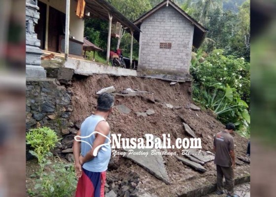 Nusabali.com - longsor-pohon-tumbang-dan-banjir-landa-jembrana