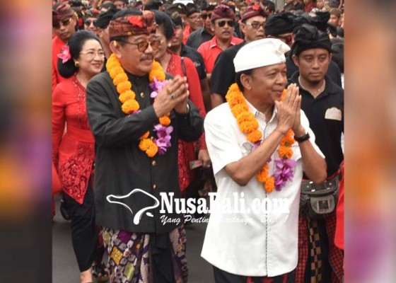 Nusabali.com - kerahkan-5000-massa-tampilkan-parade-budaya