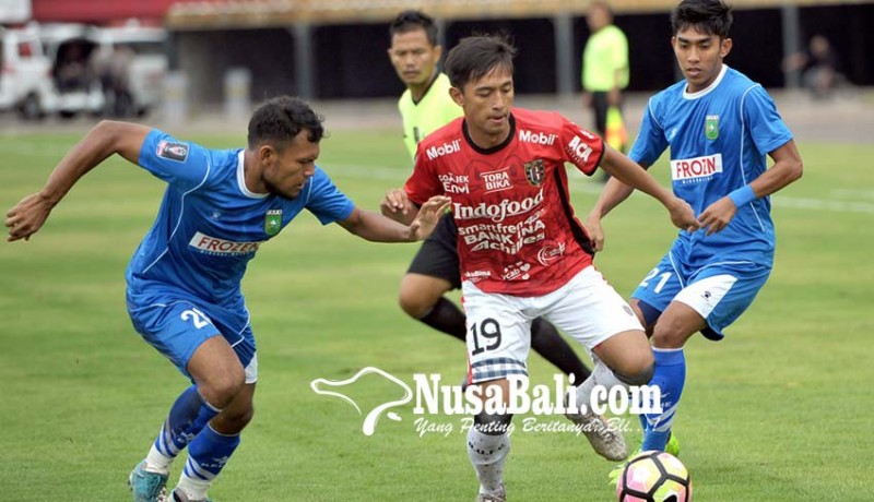 www.nusabali.com-hidup-mati-lawan-persija