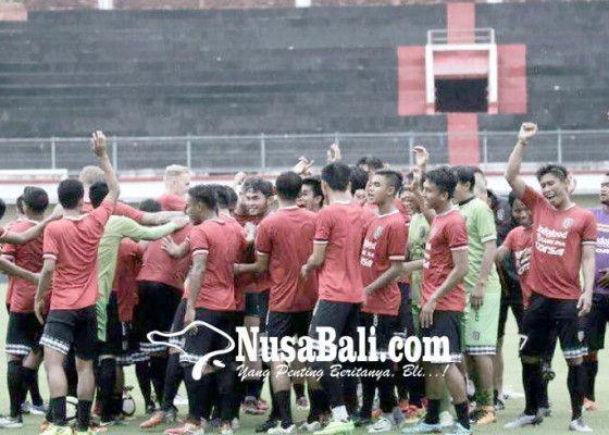 Nusabali.com - all-out-juara-grup