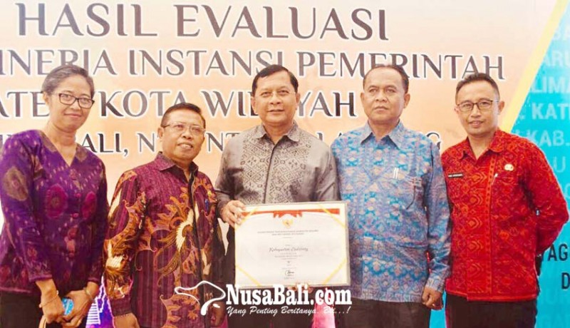 www.nusabali.com-pemkab-buleleng-dapat-penghargaan-lakip-dengan-nilai-b