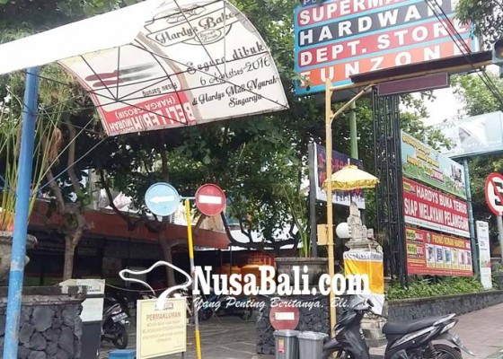 Nusabali.com - pusat-belanja-harus-tahu-minat-konsumen