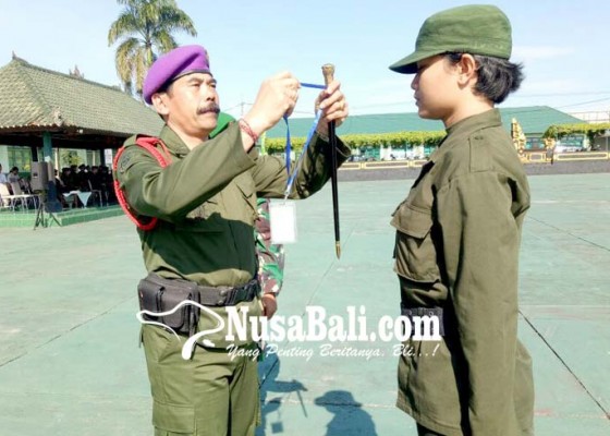 Nusabali.com - mahasiswa-dari-11-perguruan-tinggi-digembleng-pendidikan-semi-militer