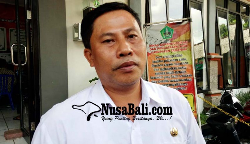 www.nusabali.com-kejar-target-perekaman-disdukcapil-tabanan-lembur