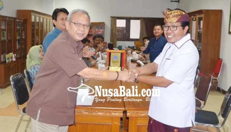 www.nusabali.com-sunarta-terima-kunjungan-dprd-temanggung