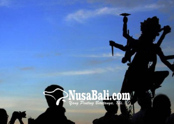 Nusabali.com - 549-personel-polres-jembrana-kawal-528-ogoh-ogoh