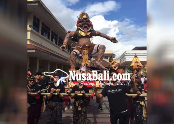 Nusabali.com - parade-ogoh-ogoh-mahasiswa-hindu-adu-gengsi-antar-kampus