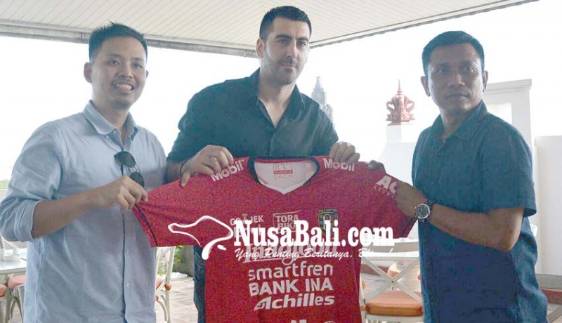 www.nusabali.com-bali-united-gaet-pemain-montenegro