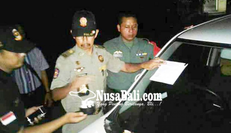 www.nusabali.com-menginap-di-jalan-sebelas-kendaraan-masuk-daftar-merah