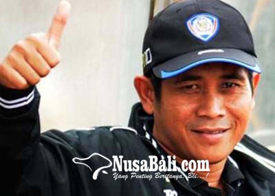 Nusabali.com - dipecat-arema-fc-gethuk-fokus-keluarga