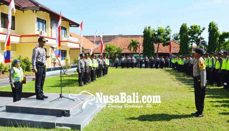 www.nusabali.com-hampir-seribu-personel-polres-buleleng-amankan-pilgub