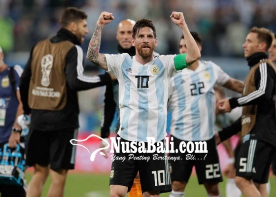 Nusabali.com - drama-messi-memberi-arahan-di-lorong-stadion