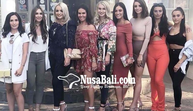 www.nusabali.com-wags-inggris-pesta-sampai-pagi