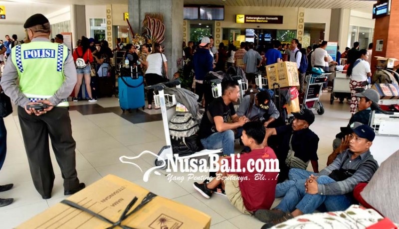 www.nusabali.com-gunung-agung-erupsi-bandara-ngurah-rai-pun-sempat-tutup-115-jam