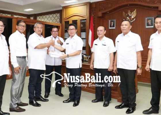 Nusabali.com - dewan-badung-terima-kua-ppas-2019