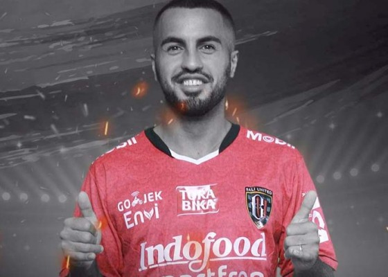 Nusabali.com - pemain-irak-resmi-gabung-bali-united