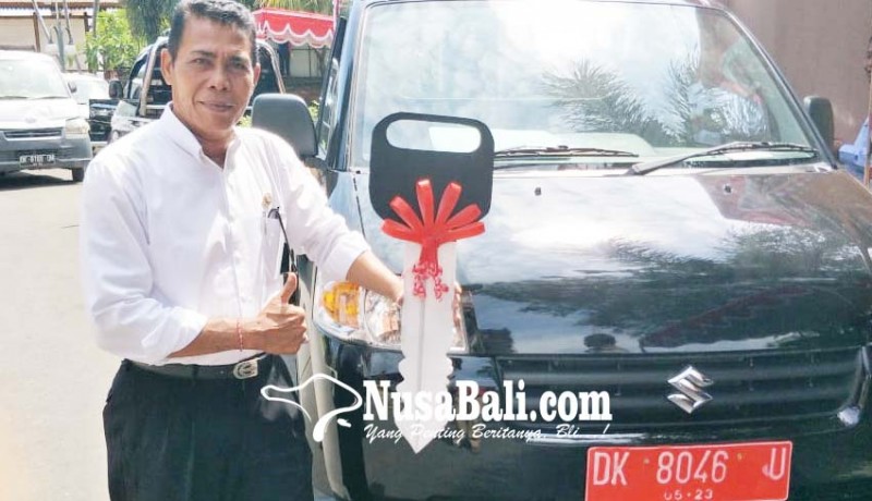 www.nusabali.com-7-desa-dibantu-mobil-angkutan-sampah