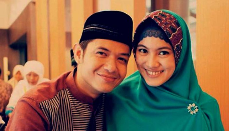 www.nusabali.com-dude-harlino-dan-alyssa-hati-hati-bicara-di-depan-anak