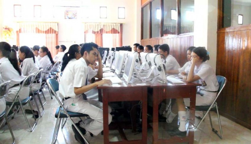 www.nusabali.com-hari-pertama-15-siswa-absen-un