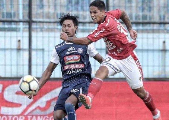 Nusabali.com - widodo-ungkap-penyebab-bali-united-kalah-di-malang