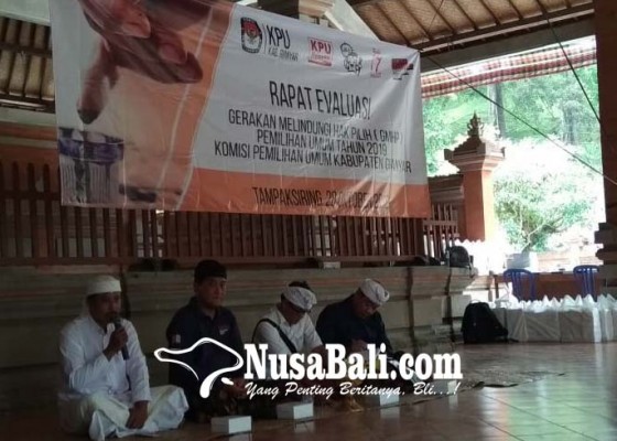 Nusabali.com - bahas-program-kpu-gianyar-rapat-di-wantilan-pura