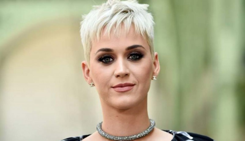 www.nusabali.com-katy-perry-musisi-wanita-termahal