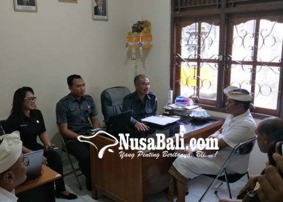 Nusabali.com - sudikerta-diperiksa-bawaslu-buleleng