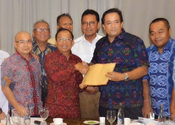 Nusabali.com - ampb-dan-asita-komite-tiongkok-dukung-gubernur-tata-pariwisata-bali