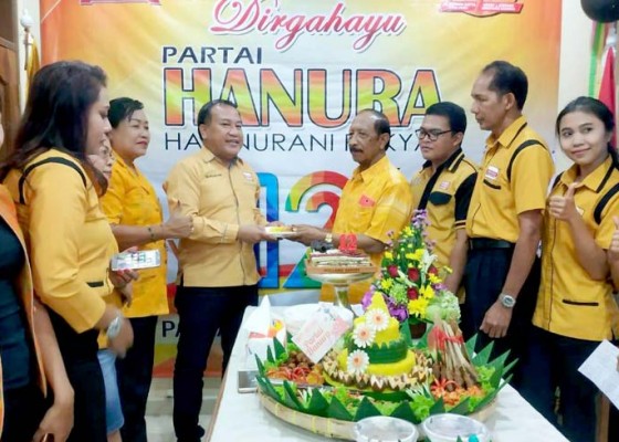 Nusabali.com - rayakan-hut-hanura-ngebet-dua-besar-di-bali