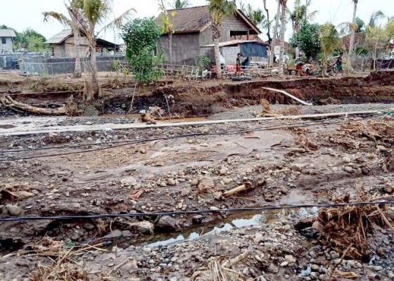 Nusabali.com - ratusan-kk-di-banjar-madan-kesulitan-air-bersih