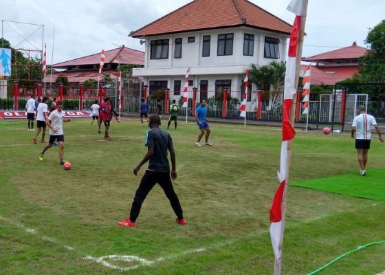 Nusabali.com - futsal-lp-kerobokan